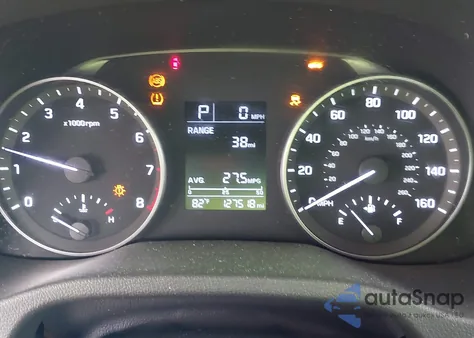 2017 Hyundai Elantra Se z USA, uszkodzony, nr VIN KMHD84LF2HU429867